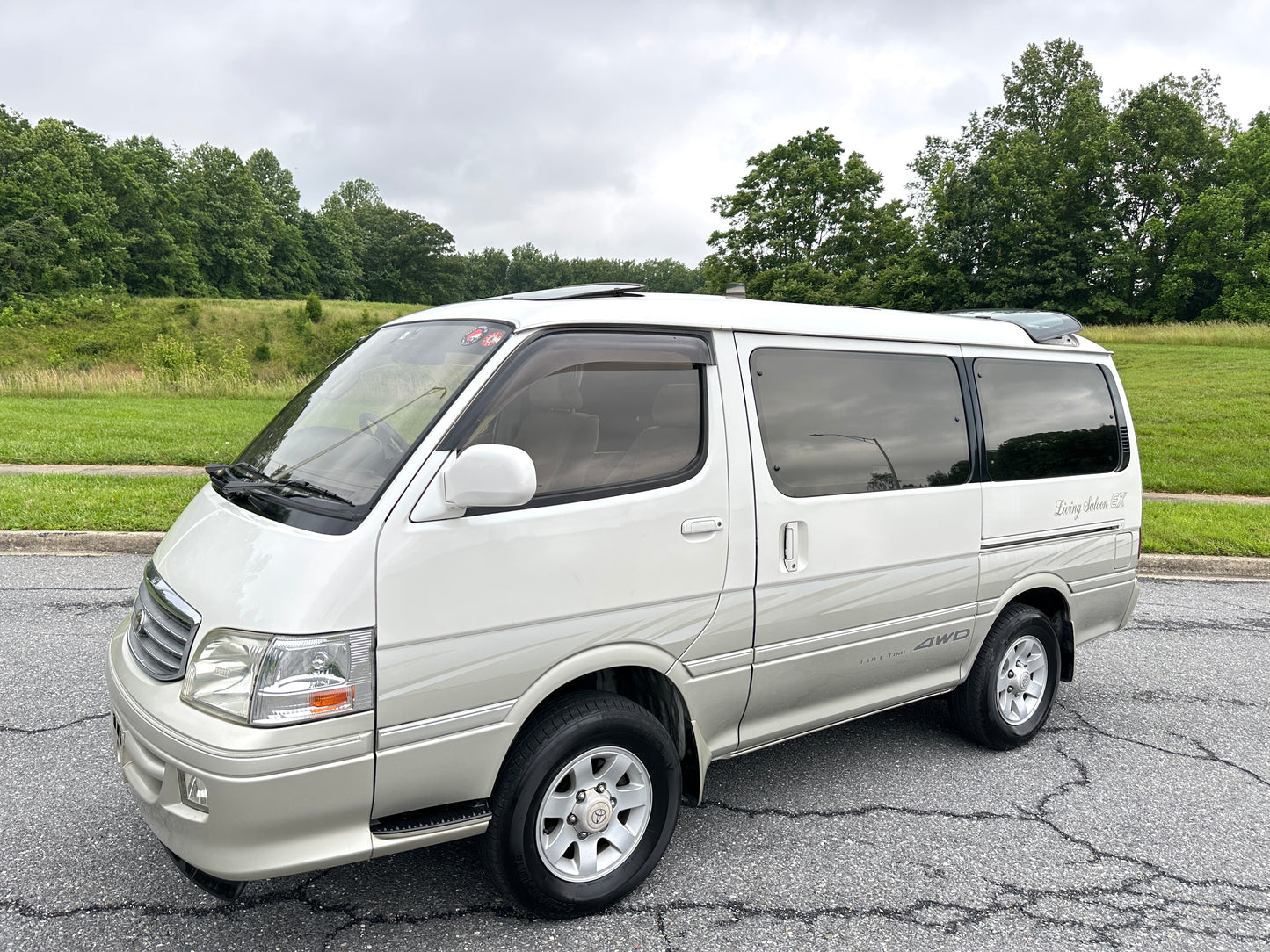 2000 TOYOTA HIACE SUPER CUSTOM LIVING SALOON EX 4WD — INTERCOOLER TURBO DIESEL