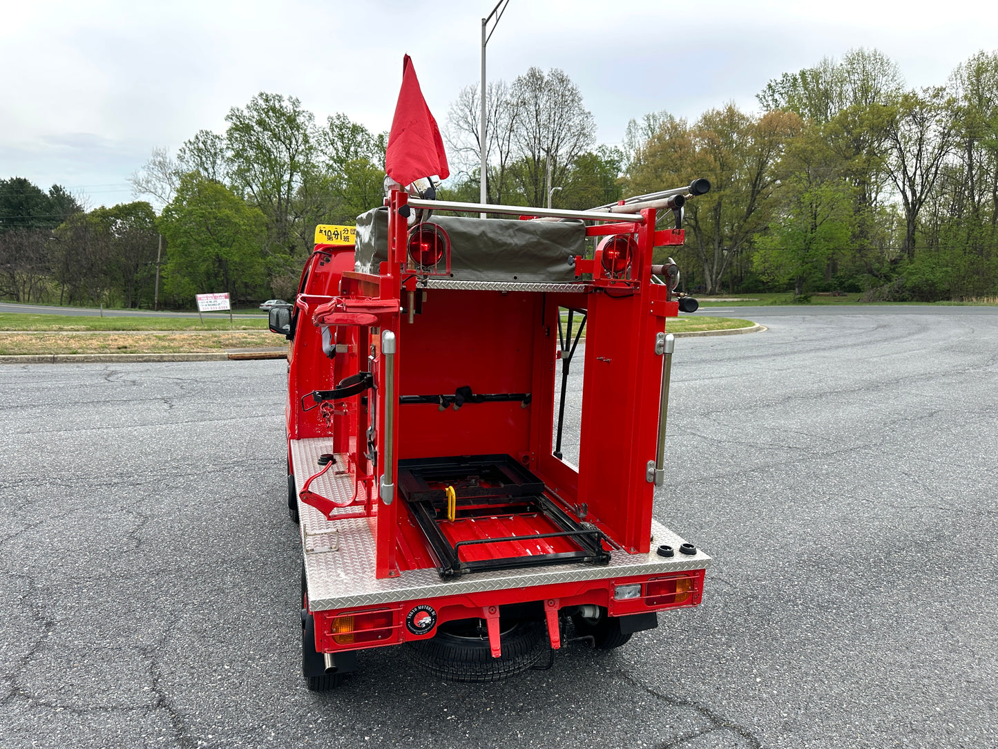 1994 MITSUBISHI MINICAB FIRE TRUCK V-U42T - 4,188 MILES — LOT#766