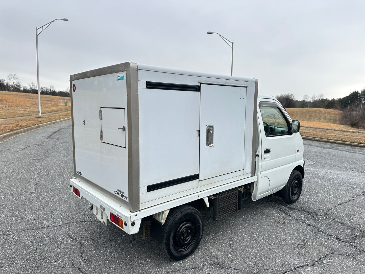 2000 SUZUKI CARRY REFRIGERATED FOOD TRUCK - 4WD — LOT#779