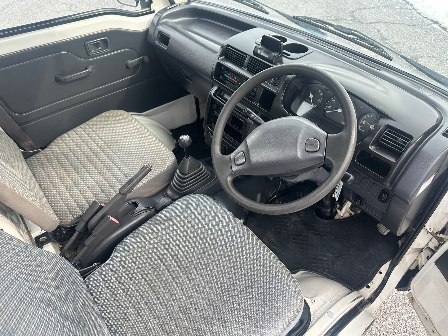 1999 DAIHATSU HIJET DUMP 4WD FUEL INJECTED - 2 SPEED TRANSFERCASE - DIFF LOCK - A/C — LOT#732