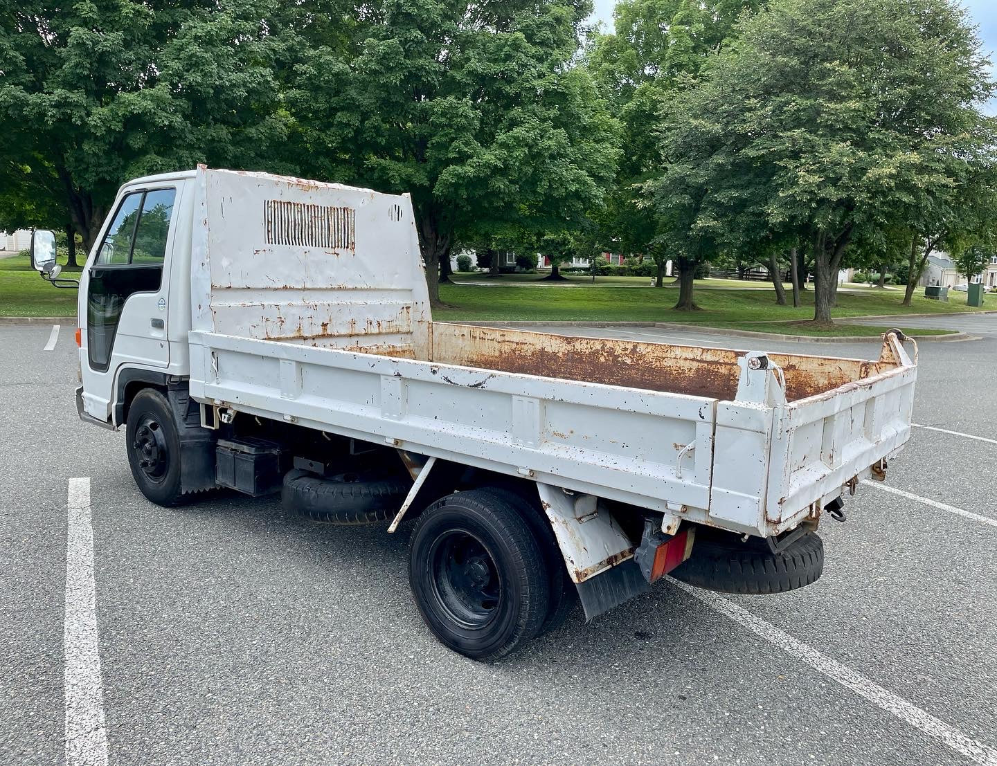 1991 ISUZU ELF 250 DUMP TRUCK NKR58E