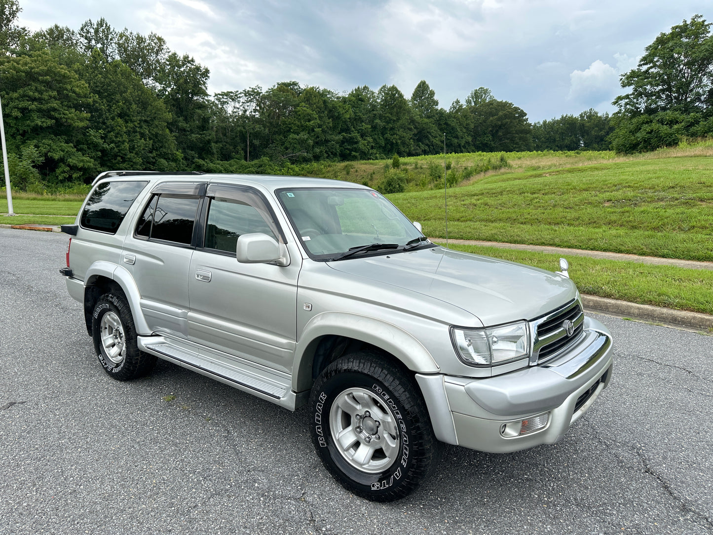 1999 TOYOTA HILUX SURF SSR-G VZN185 — V6 Gasoline — LOT#579