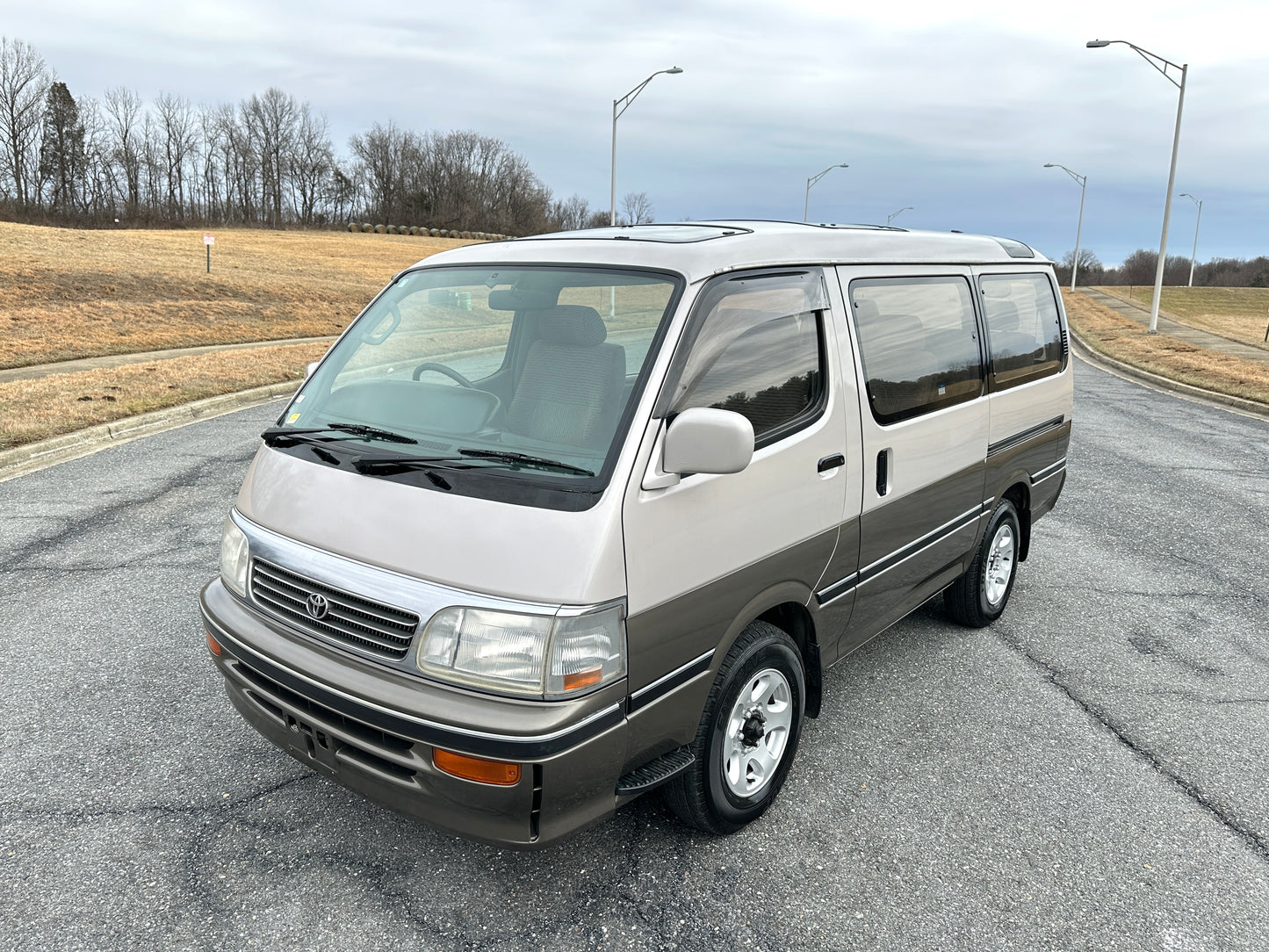 1995 TOYOTA HIACE SUPER CUSTOM G KZH106
