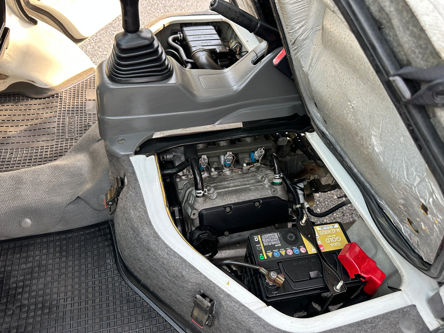 2001 SUZUKI CARRY -FUEL INJECTED- A/C — LOT#870