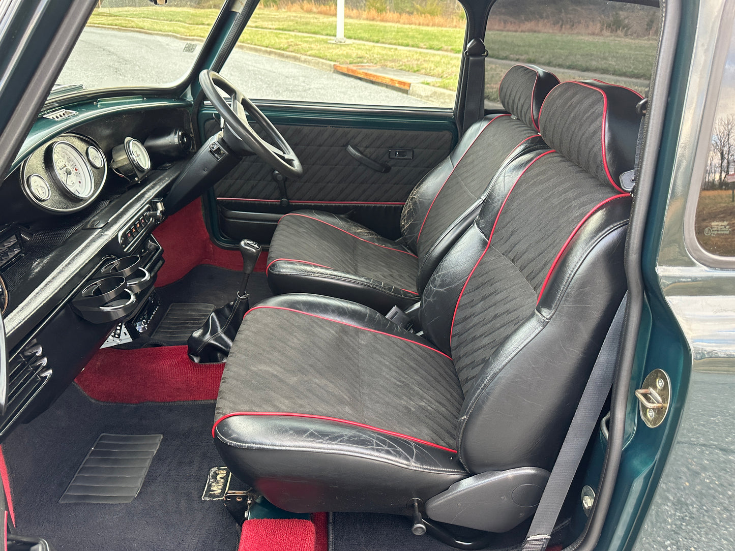1995 ROVER MINI COOPER - 1.3L FUEL INJECTED - A/C — LOT#824