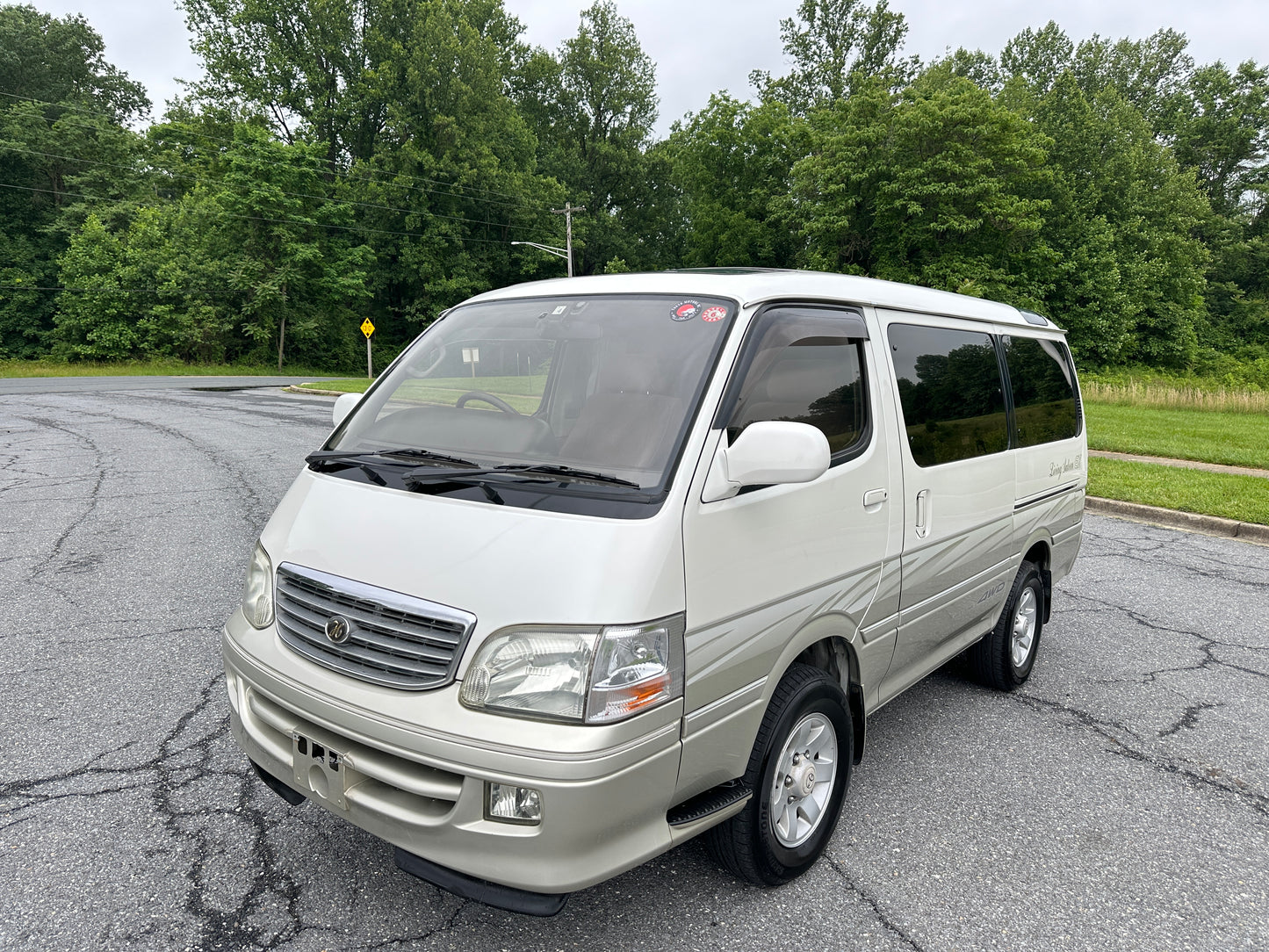 2000 TOYOTA HIACE SUPER CUSTOM LIVING SALOON EX 4WD — INTERCOOLER TURBO DIESEL