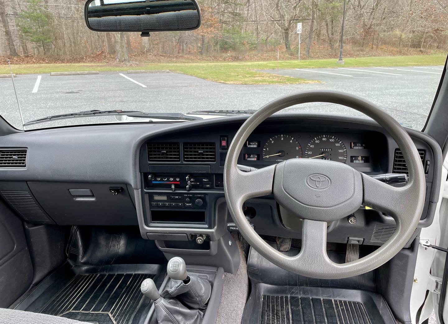 1993 TOYOTA HILUX SR LN107 Double Cab Pickup