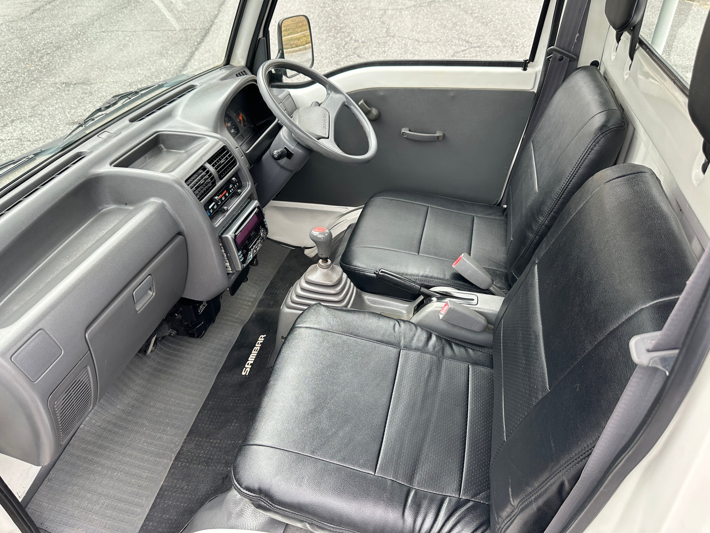 1998 SUBARU SAMBAR SPECIAL 4WD - A/C — LOT#668