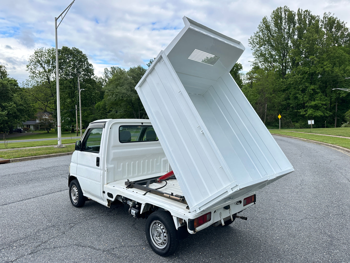 1999 HONDA ACTY SDX HIGH SIDE DUMP 4WD —— 28,957 MILES - FUEL INJECTION - A/C - AIRBAG - POWER STEERING — LOT#837