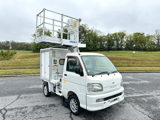 2000 DAIHATSU HIJET AERIAL WORK PLATFORM TRUCK 4WD - A/C - FUEL INJECTION & DUAL RANGE TRANSFERCASE — LOT#645