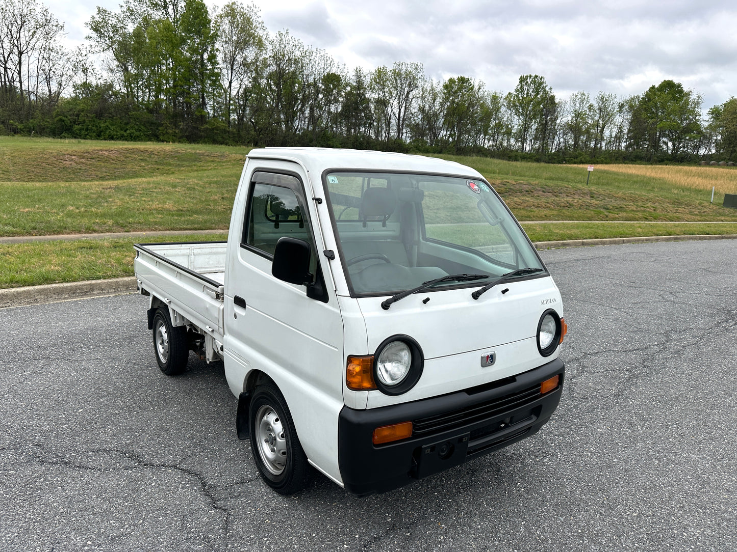 1996 MAZDA AUTOZAM SCRUM - HYDRAULIC CRANE - 28k Miles — LOT#762