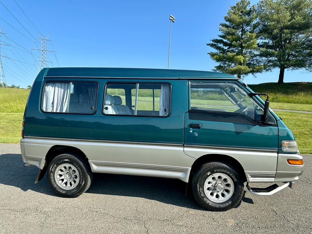 1998 MITSUBISHI DELICA STAR WAGON 4WD EXCEED P35W