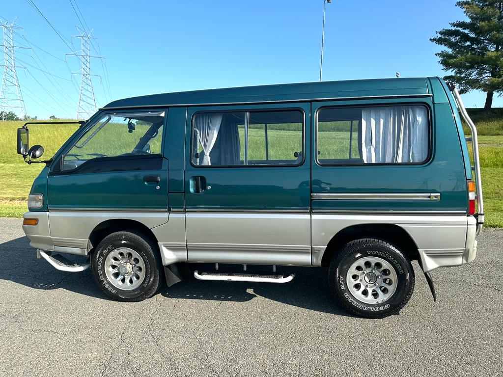 1998 MITSUBISHI DELICA STAR WAGON 4WD EXCEED P35W
