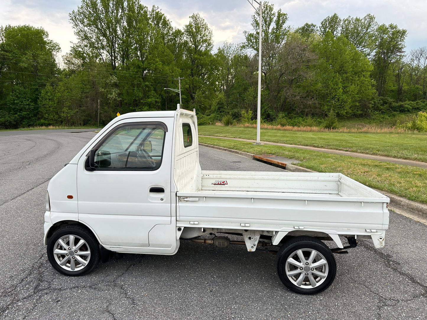 2001 SUZUKI CARRY -FUEL INJECTED- A/C — LOT#870