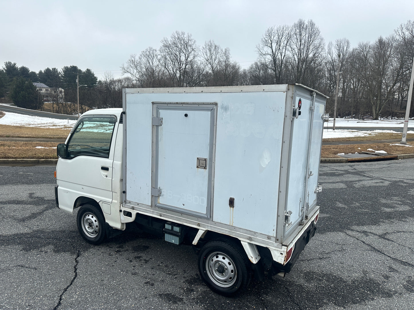 1999 SUBARU SAMBAR FREEZER TRUCK 4WD - 5 SPEED - A/C — LOT#782