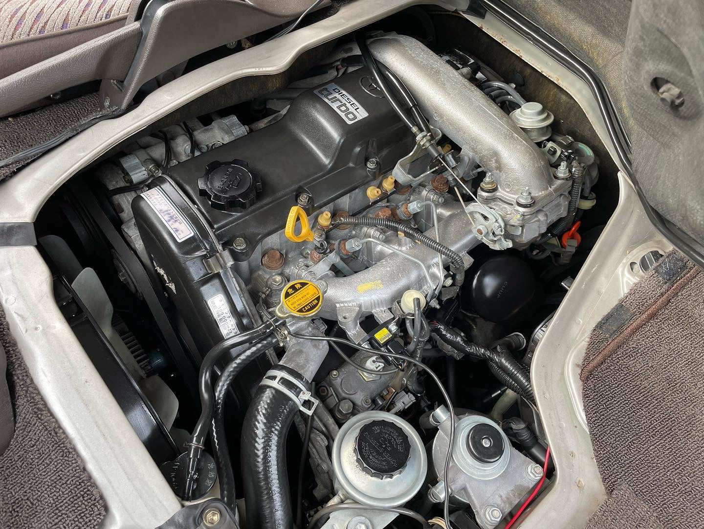 1995 TOYOTA HIACE GRAND CABIN G KZH120