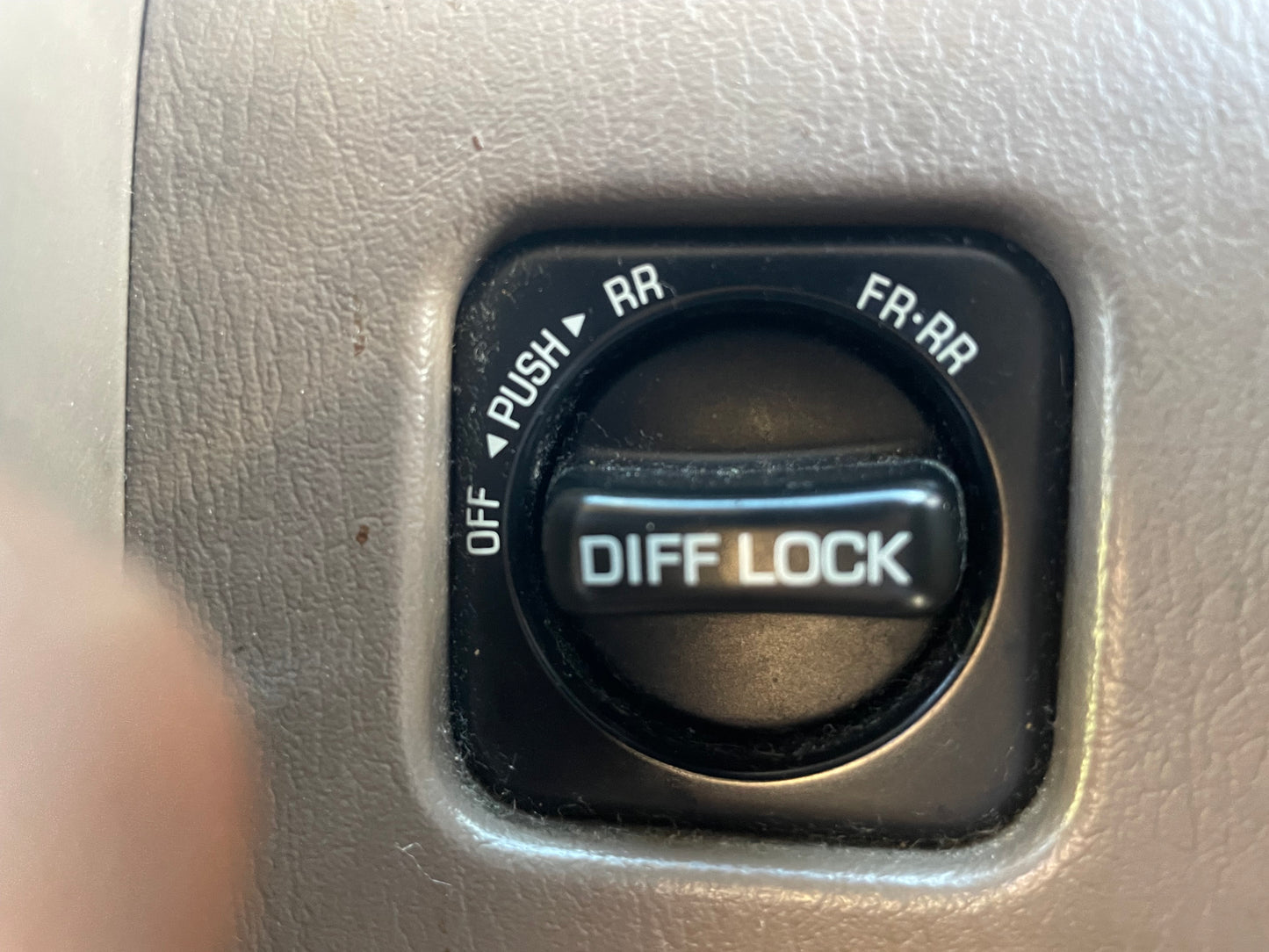 1996 Toyota Land Cruiser HDJ81 VX Limited ACTIVE VACATION