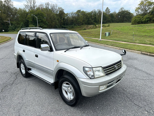 2000 Toyota Land Cruiser Prado TX Limited 4WD - 4 Cylinder Gasoline — LOT#682