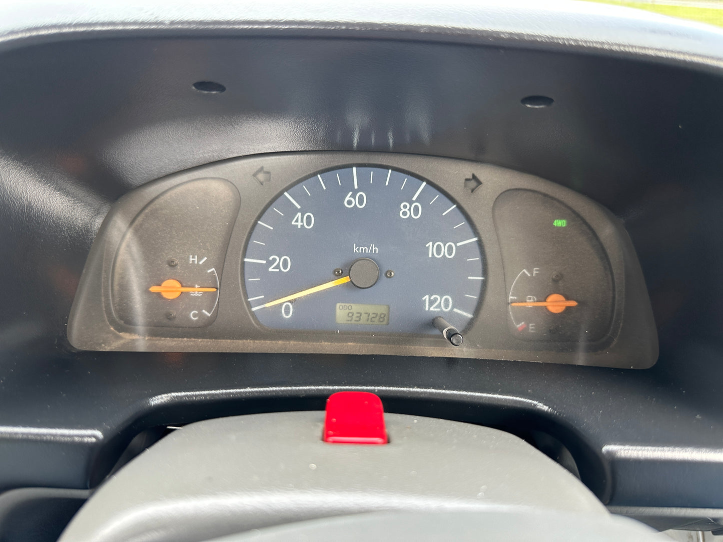 1999 SUZUKI CARRY -4WD -FUEL INJECTED -2 SPEED TRANSFER-CASE  -AIR CONDITIONING — LOT#598