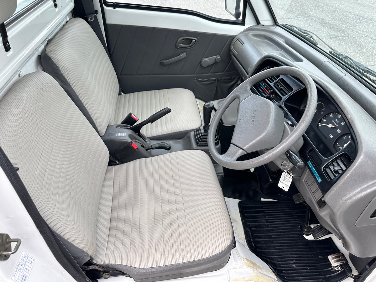 1998 SUZUKI CARRY 4WD - 5 SPEED - 38k MILES — LOT#809