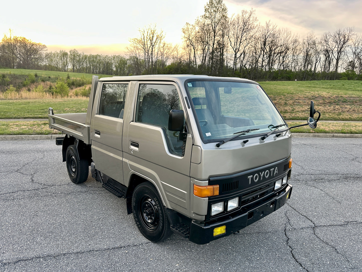 1993 TOYOTA TOYOACE LY61 DOUBLE-CAB DUMP TRUCK