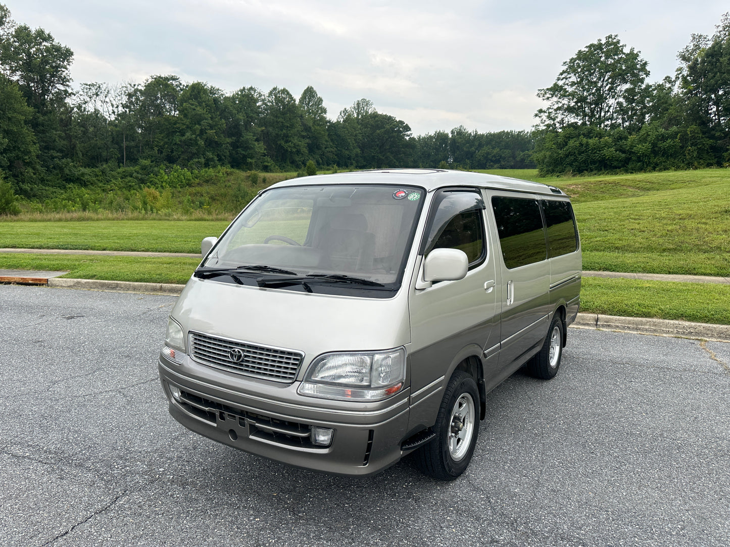 1998 TOYOTA HIACE SUPER CUSTOM LIMITED 4WD - TURBO DIESEL - LOT#910
