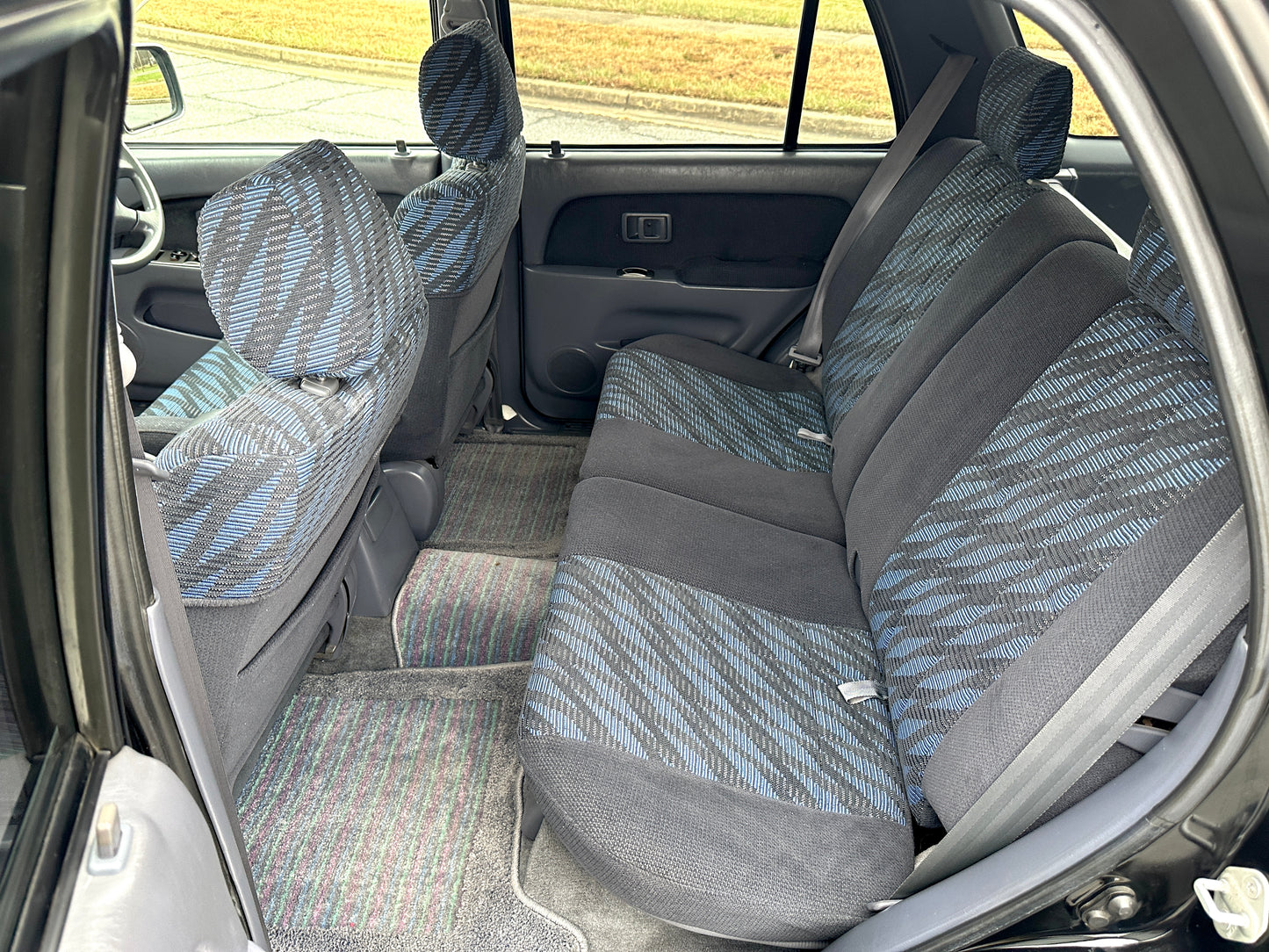 1998 TOYOTA HILUX SURF SSR-V LIMITED RZN185
