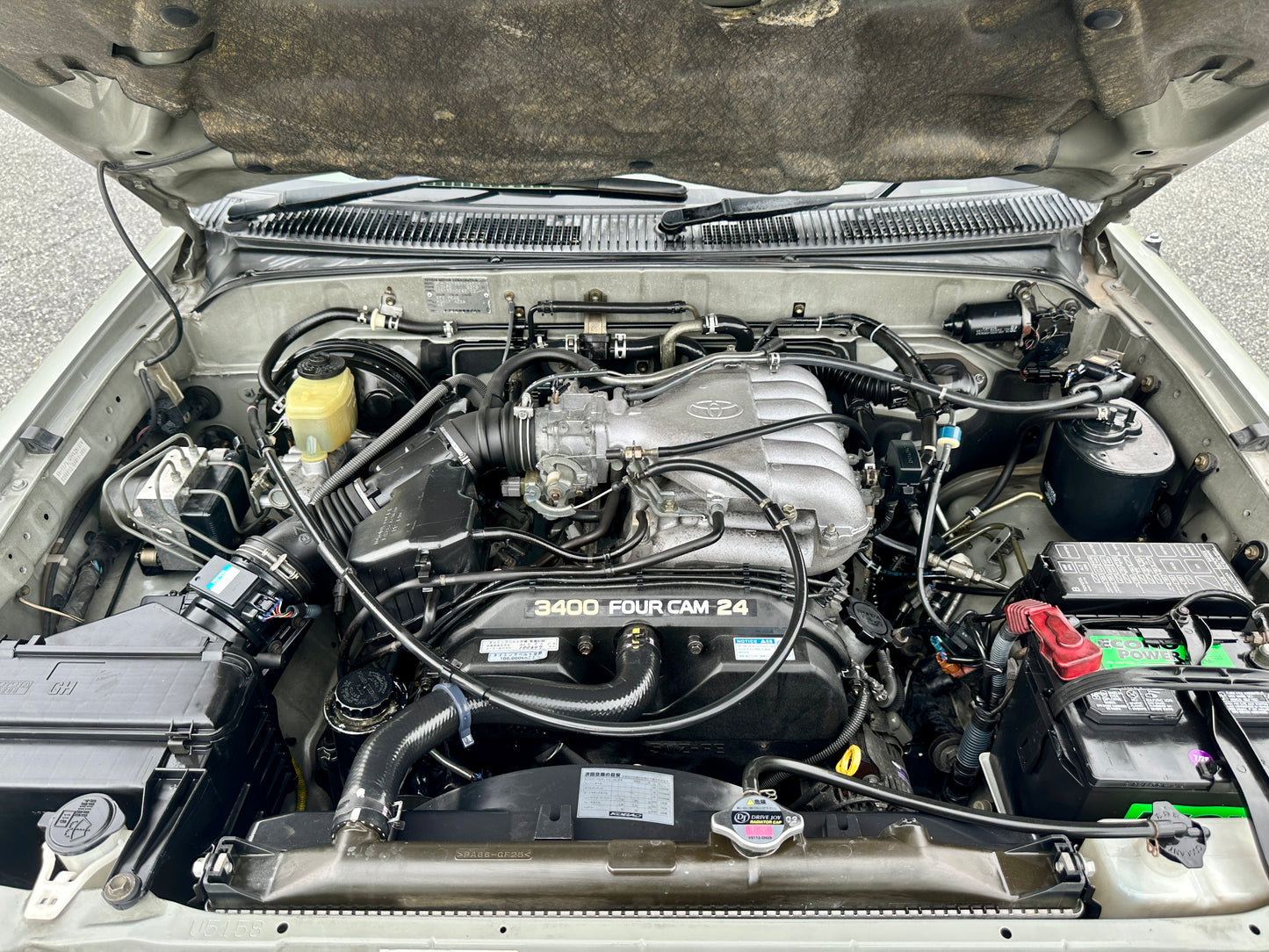 1999 TOYOTA HILUX SURF SSR-G VZN185 — V6 Gasoline — LOT#579