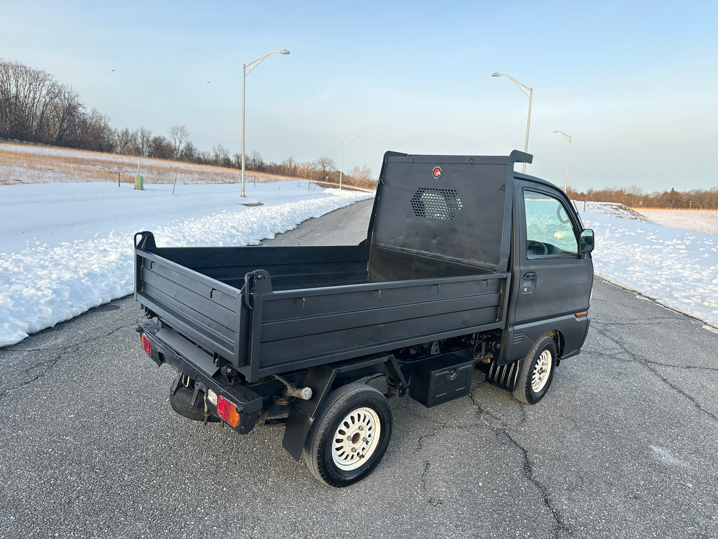 1997 MITSUBISHI MINICAB DUMP TRUCK 4WD - AUTOMATIC - A/C - FUEL INJECTION - POWER STEERING — LOT#734