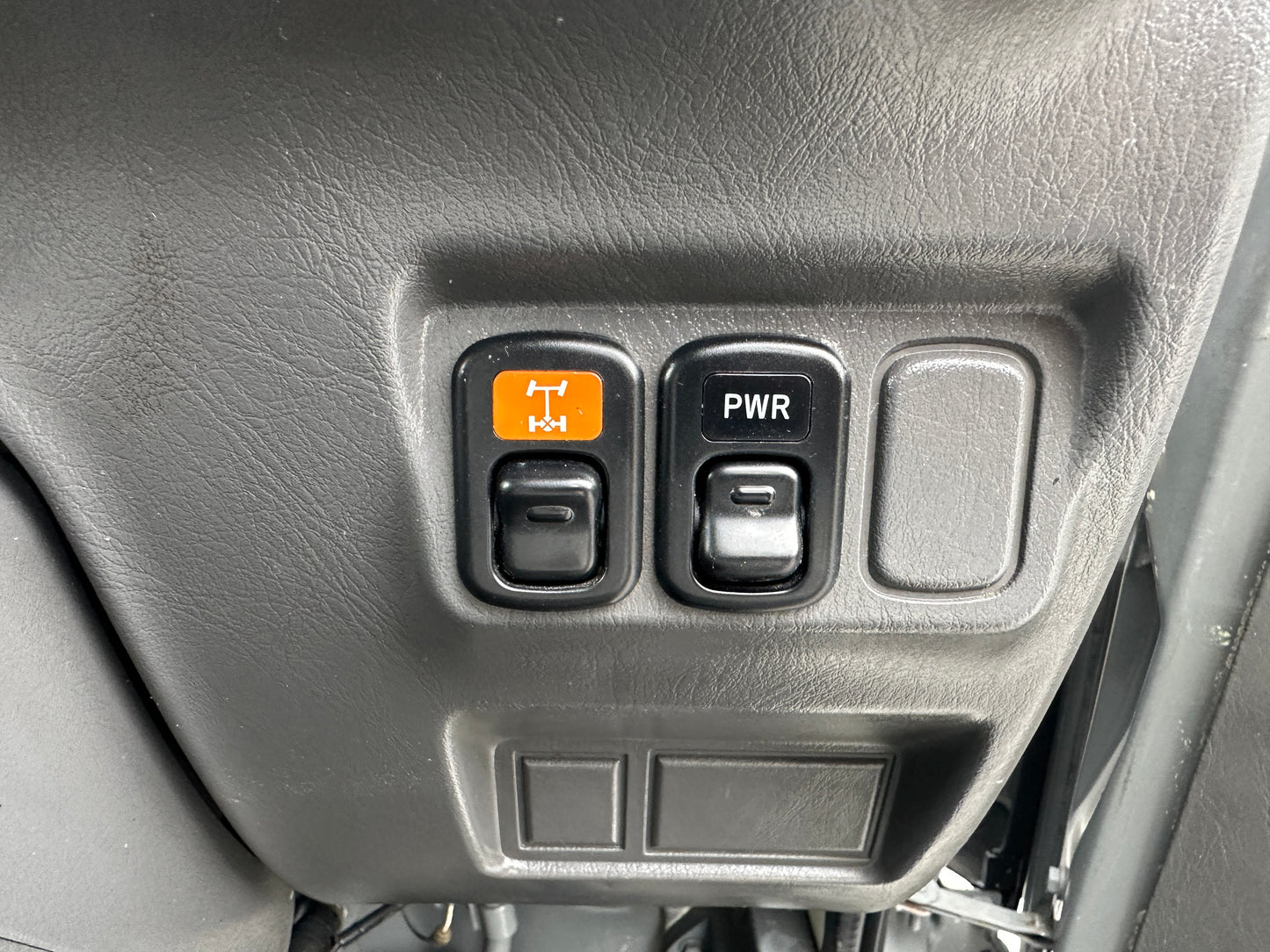 1995 DAIHATSU HIJET PTO DUMP 4WD - A/C - DIFF LOCK — LOT#669