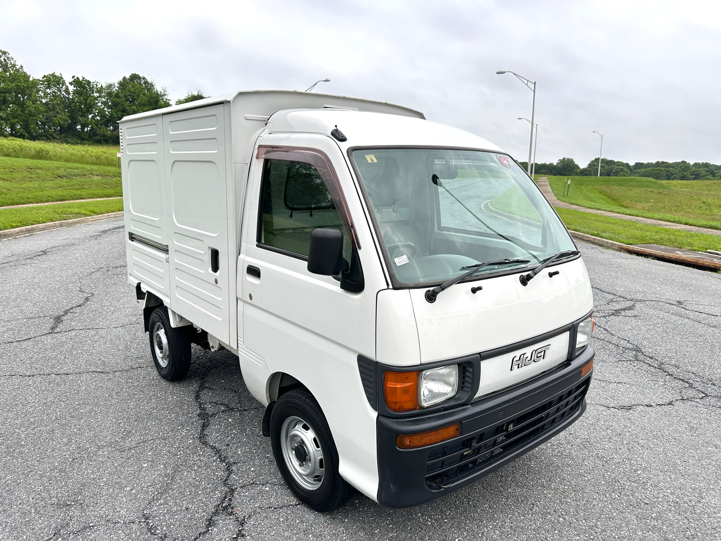 1998 DAIHATSU HIJET CARGO 4WD - A/C