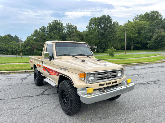 1999 TOYOTA LAND CRUISER FZJ75 PICKUP 4WD - GCC SPEC - LEFT HAND DRIVE - 5 SPEED MANUAL — LOT#857