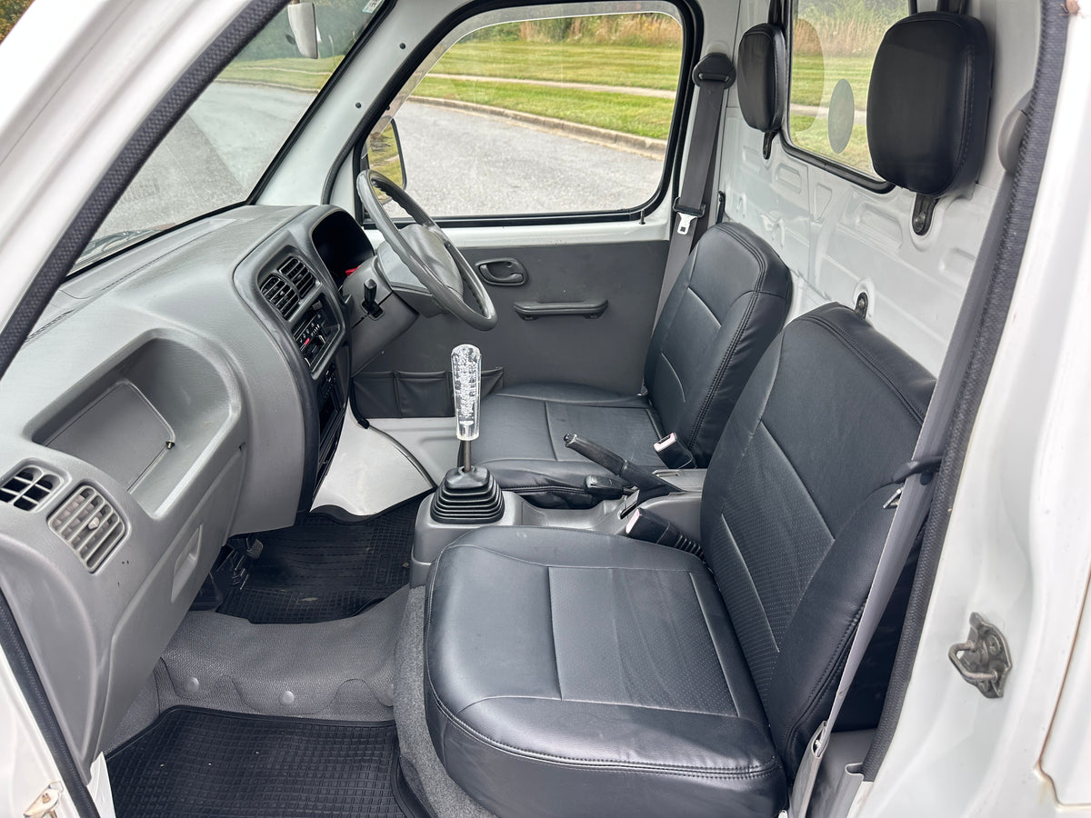 2000 SUZUKI CARRY - 4WD -FUEL INJECTED -2 SPEED TRANSFER-CASE - ONLY 28k MILES — LOT#945