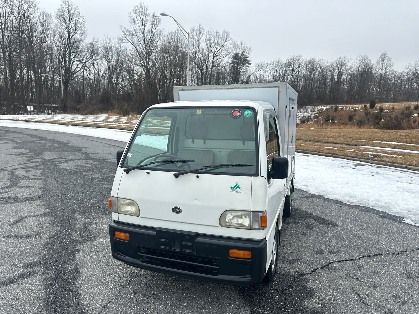 1999 SUBARU SAMBAR FREEZER TRUCK 4WD - 5 SPEED - A/C — LOT#782