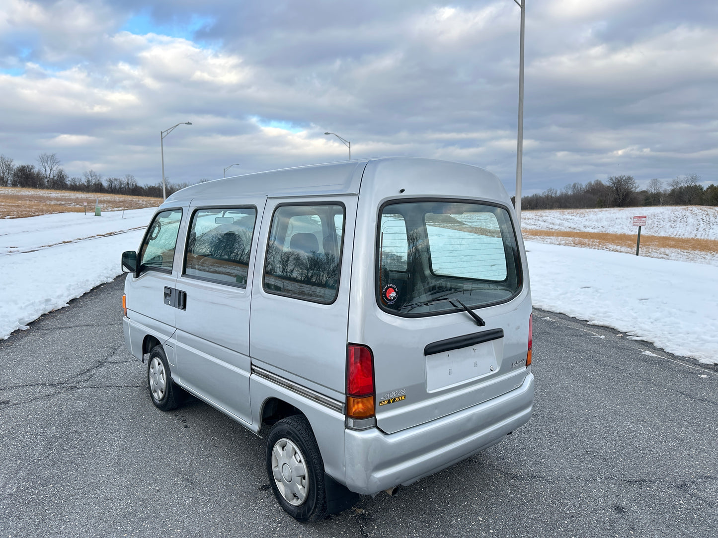 2000 SUBARU SAMBAR DIAS 4WD - 5 SPEED - FUEL INJECTION - AIRBAG — LOT#673