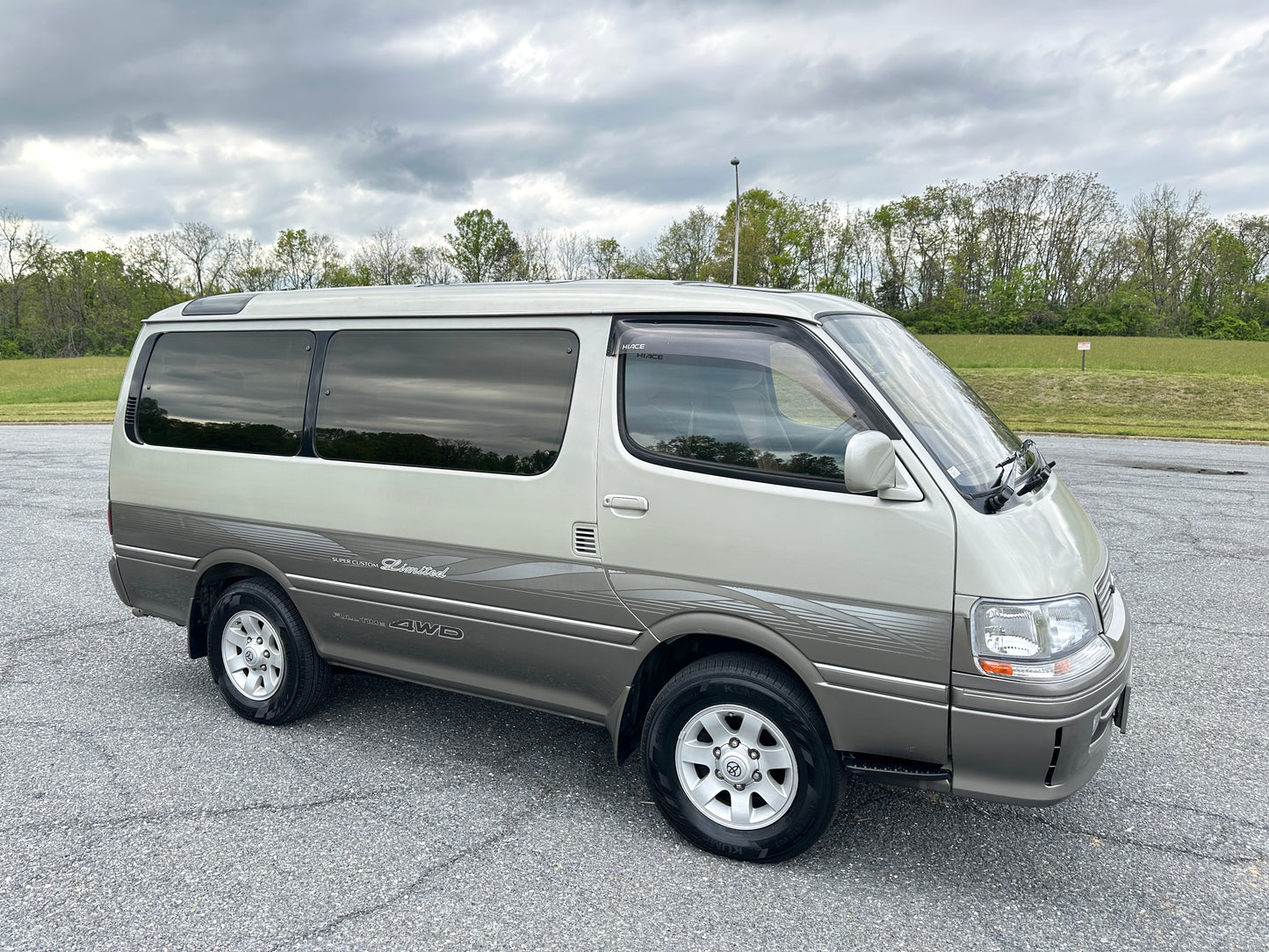 1997 TOYOTA HIACE SUPER CUSTOM LIMITED KZH106