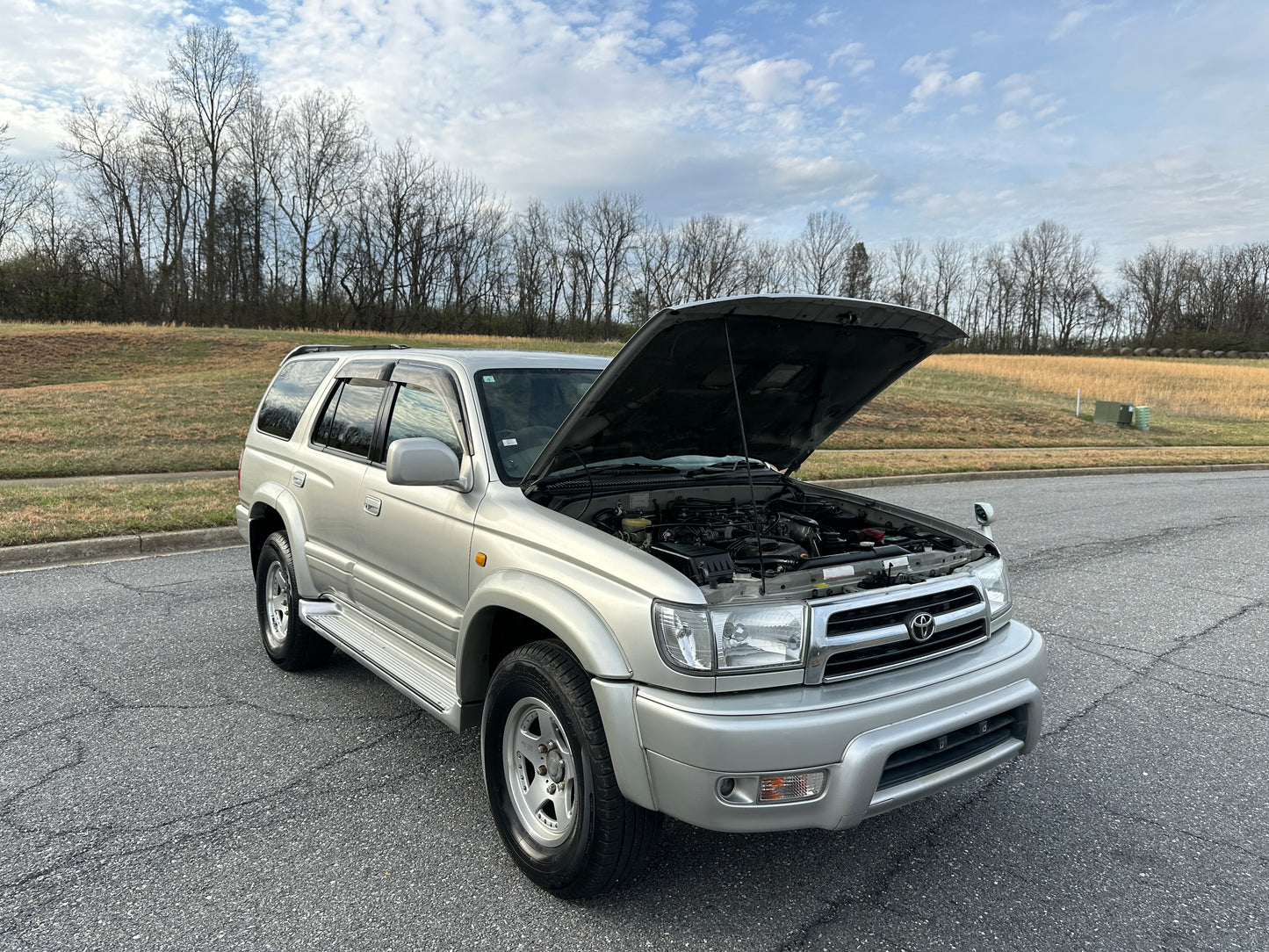 1999 TOYOTA HILUX SURF SSR-G 4WD - 4 Cylinder Gasoline — LOT#788