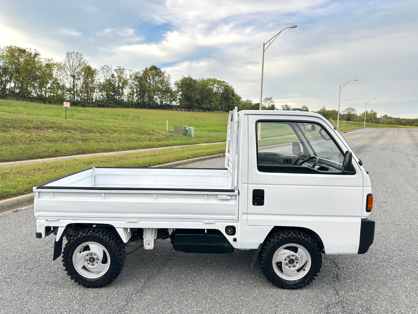 FULLY SERVICED UNICORN! 1992 HONDA ACTY ATTACK 4WD- AIR CONDITIONING - DIFF LOCK — LOT#551