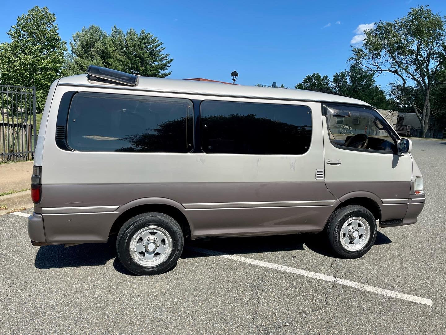 1996 TOYOTA HIACE SUPER CUSTOM LIMITED KZH106