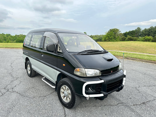 1994 MITSUBISHI DELICA SPACE GEAR EXCEED 4WD PE8W