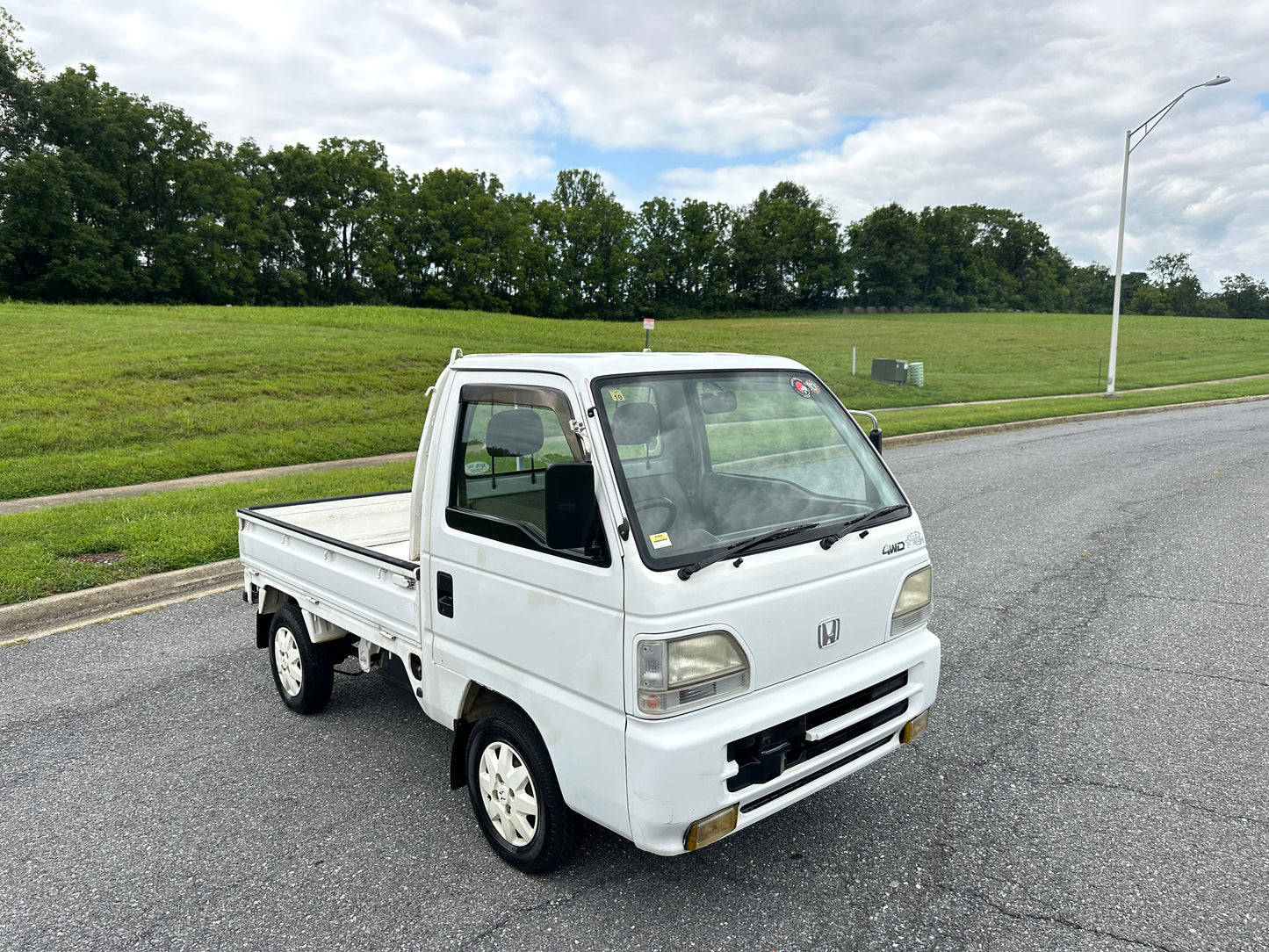 1997 HONDA ACTY TOWN V-HA4 4WD - 5 SPEED - AIR CONDITIONING — LOT#797