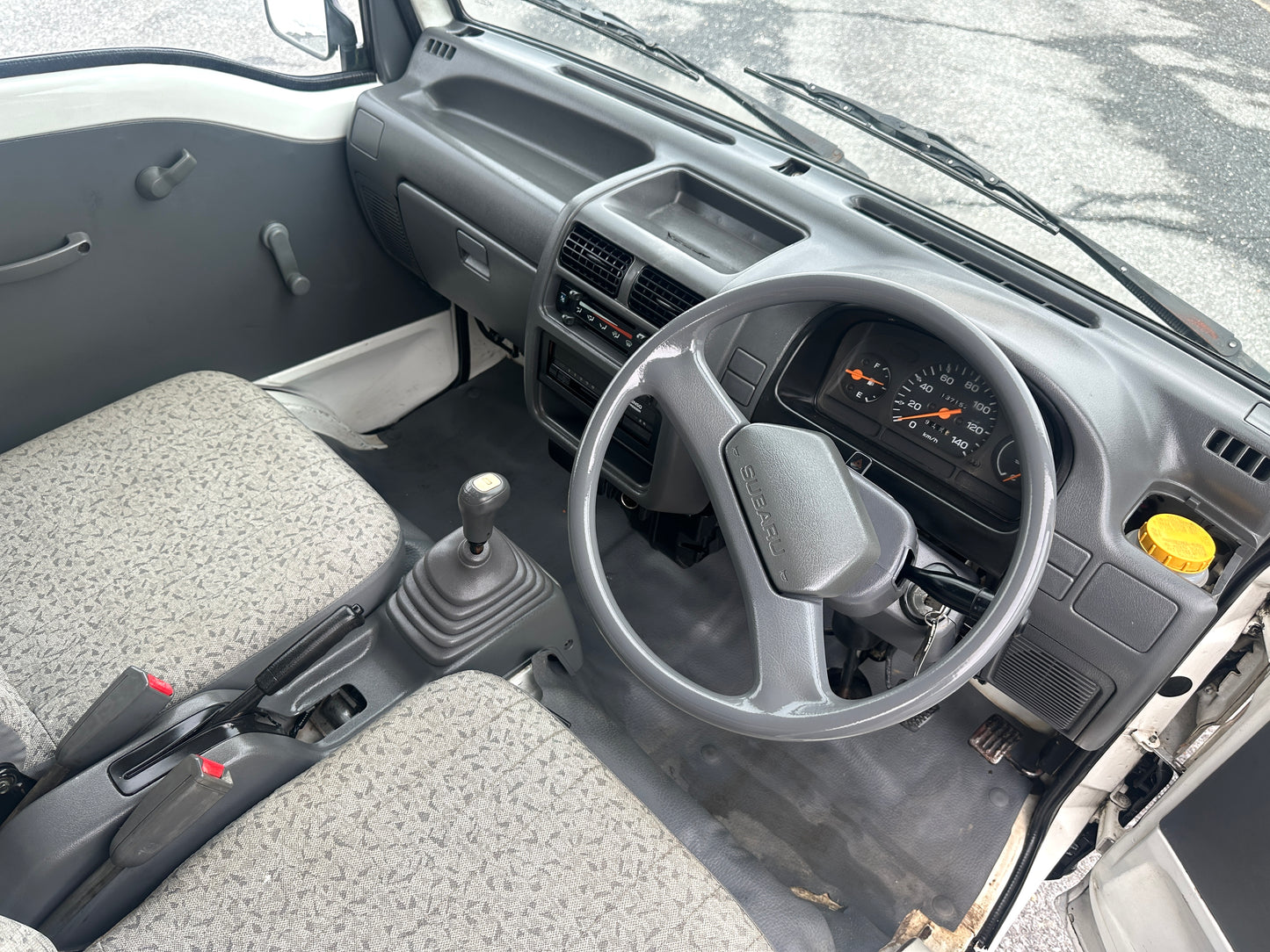 1999 SUBARU SAMBAR FREEZER TRUCK 4WD - 5 SPEED - A/C — LOT#782