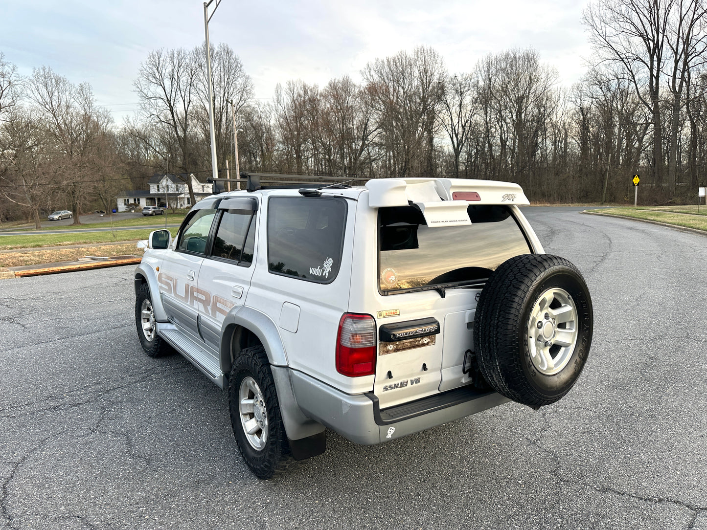 1998 TOYOTA HILUX SURF SSR-G 4x4 - “V6” Gasoline — LOT#851
