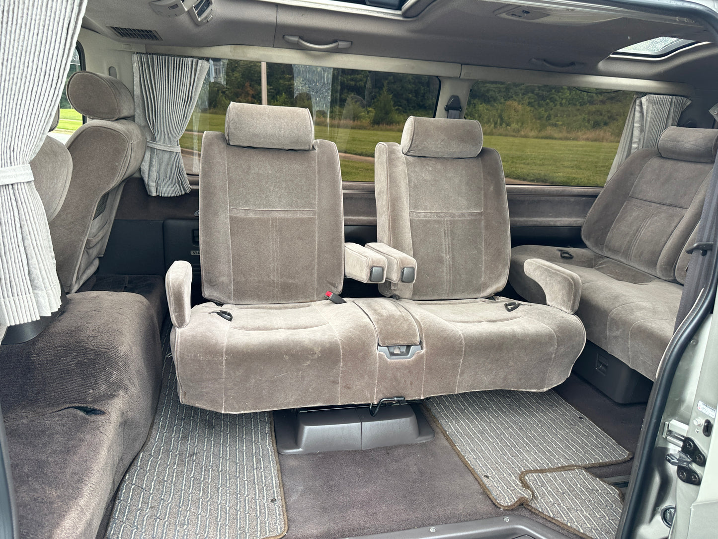 1998 TOYOTA HIACE SUPER CUSTOM LIMITED 4WD - TURBO DIESEL - LOT#910