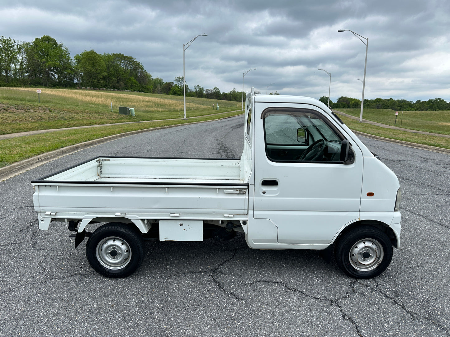 2001 SUZUKI CARRY 4WD - FUEL INJECTED- 2 SPEED TRANSFERCASE - ONLY 25k MILES — LOT#876