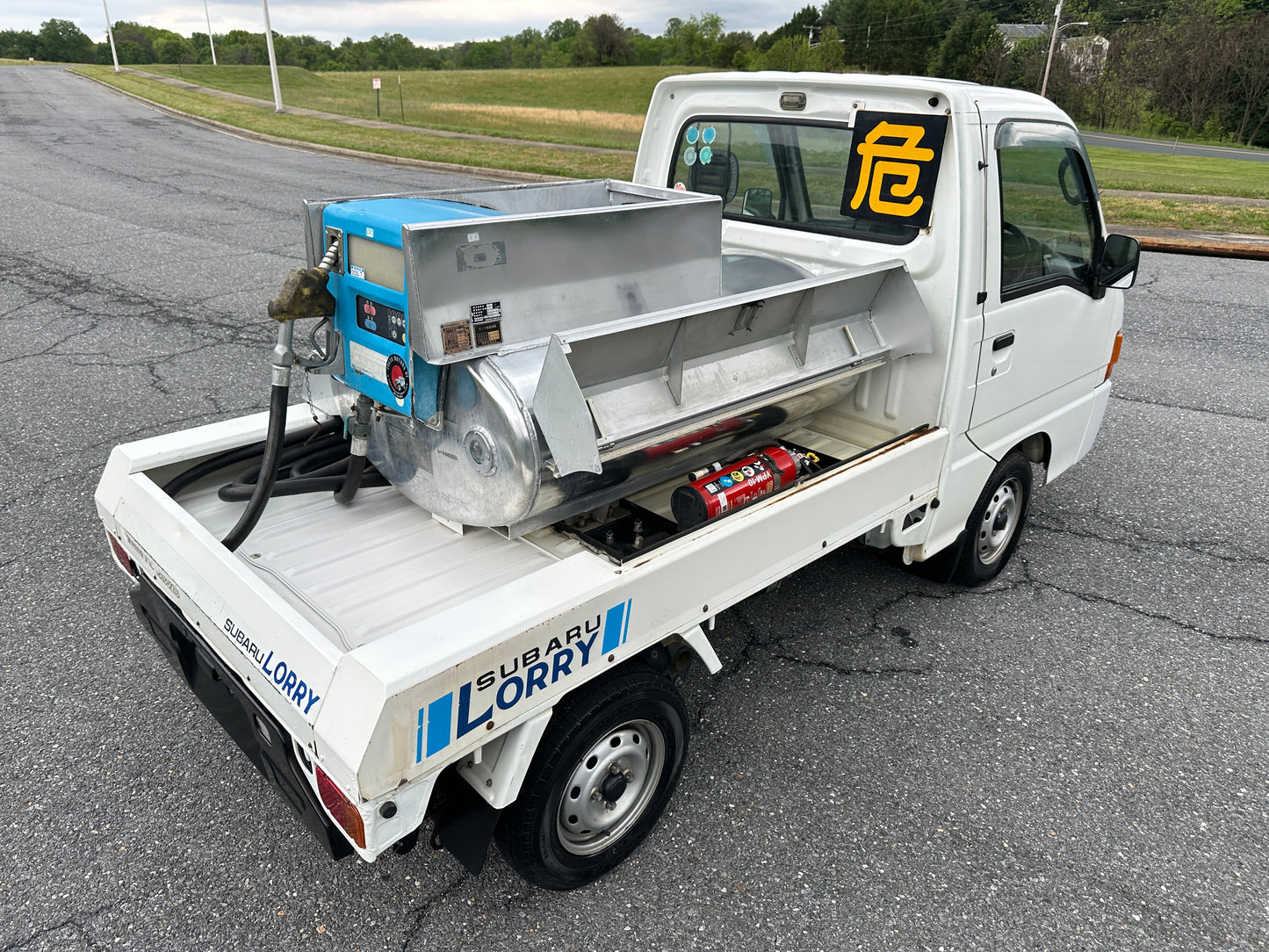 2000 SUBARU SAMBAR LORRY FUEL TANKER 4WD - A/C - FUEL INJECTION - AIRBAG - POWER STEERING — LOT#845