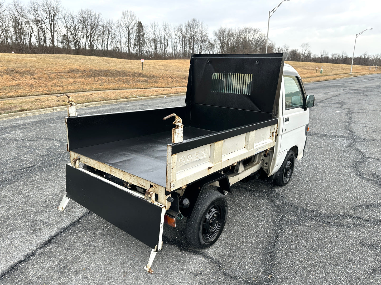 1996 DAIHATSU HIJET DUMP TRUCK S110P