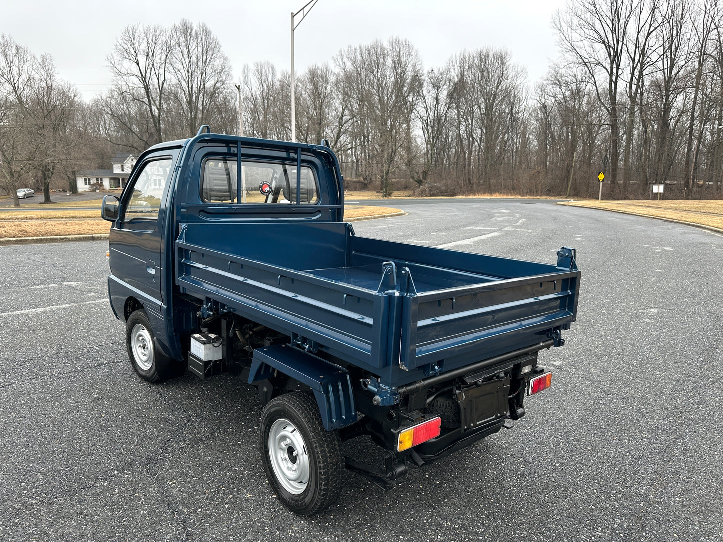 1992 SUZUKI CARRY 3-WAY DUMP 4WD — LOT#835
