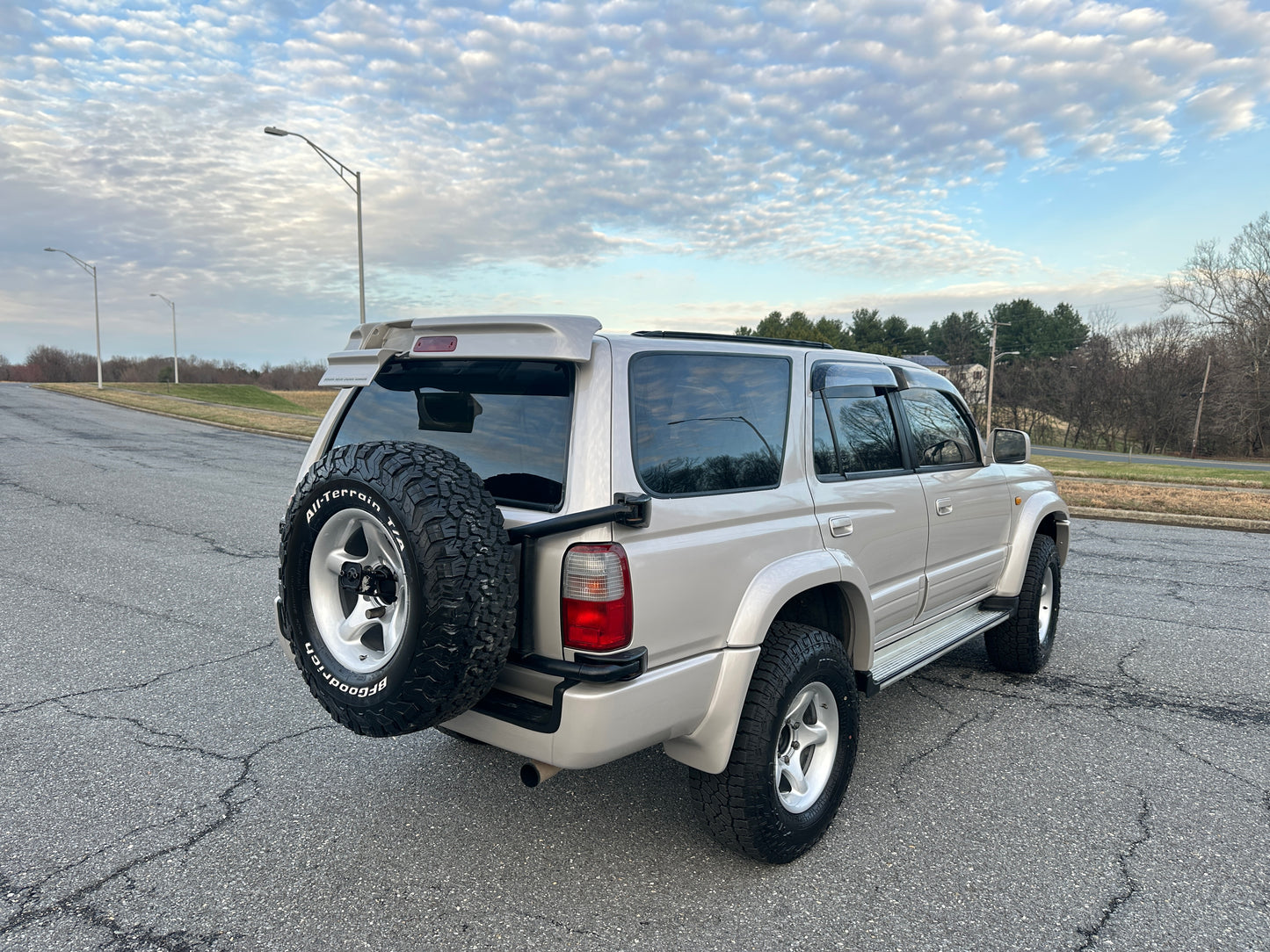 1996 Toyota Hilux Surf SSR-G 4X4 - INTERCOOLED TURBO DIESEL — LOT#822