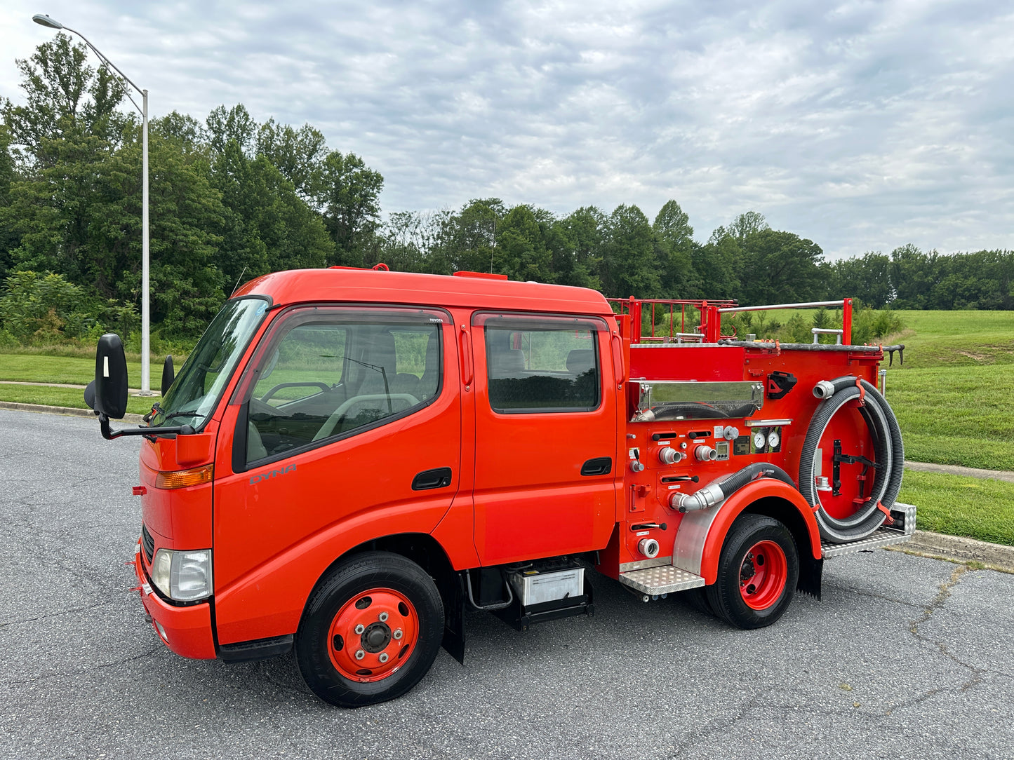 1999 TOYOTA DYNA JAPANESE FIRE TRUCK - DIESEL - 6,528 MILES — LOT#855